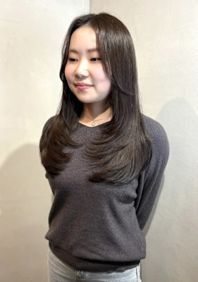 【BeBe】顔周りレイヤー/暗めオリーブカラー/髪質改善