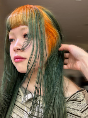 個性派デザインカラーで印象チェンジ