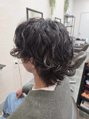 刈り上げセンターパート/波巻きツイストスパイラル/鎌取