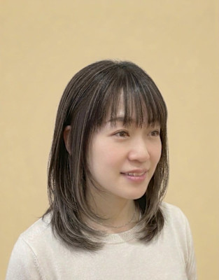 脱・白髪染め☆お肌のくすみの原因となる髪の影を飛ばすカラー☆