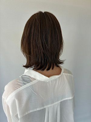 大人レイヤーボブ/肌映えカラー