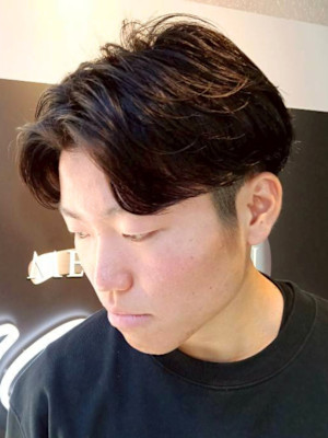 ～ナチュラルに動く～ニュアンスフェザーパーマ　メンズパーマ