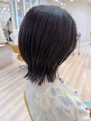 【morio成増/児玉】　くびれミディアム 黒髪