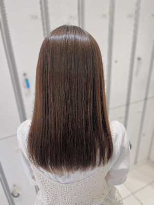 【髪質改善ストレート】伊勢原で叶う艶髪