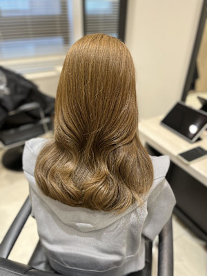Mako ハニーベージュ ブリーチなし 透明感カラー 銀座