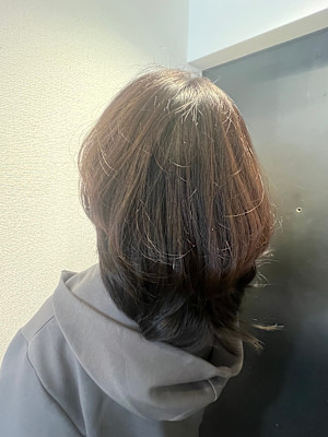 うねるクセありレイヤーカット