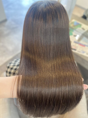 ハッシュカット/顔周りカット/ダークブラウン/シャギーカット