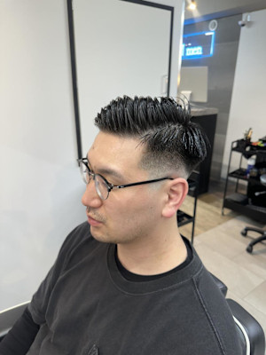 隼也/フェザーアップ/フェード/短髪