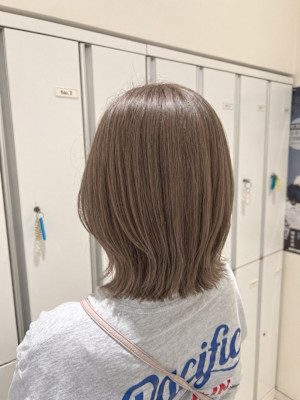 【伊勢原】ブリーチありベージュカラー