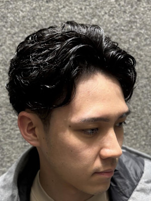 日本橋　ビジネス　ツーブロ　パーマ