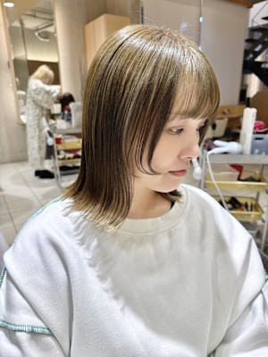 オリーブベージュインナーカラー