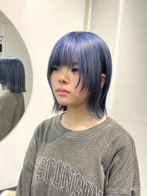 ミディアムレイヤー/ハッシュレイヤー/顔周りカット/レイヤー