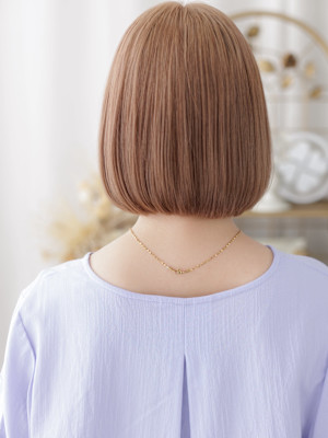ピンクベージュブリーチなし切りっぱなしボブ丸みショートボブb