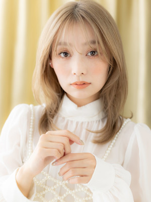 ハイトーンカラーミルクティーブロンドクラゲウルフ20代30代