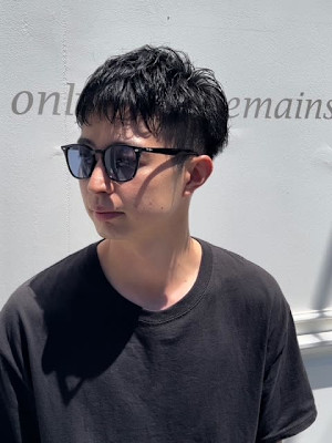 スパイキーショート/アッシュブラック/ツーブロック/フェード