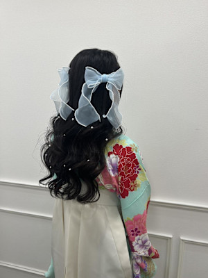 お呼ばれヘアにもオススメ！ねじりハーフツイン♪ ＊ひな＊