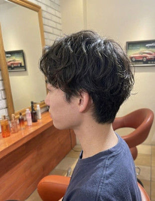 大人カジュアルなスパイラルパーマ【226スタイル】