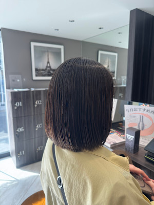 毛先まで潤う美髪矯正ストレート