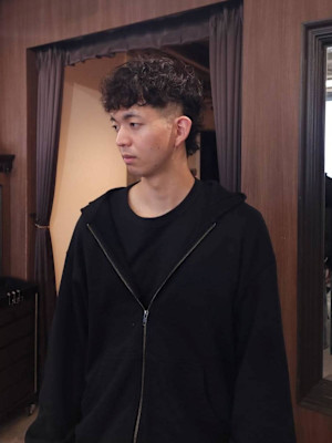 癖毛を活かしたマレットショート