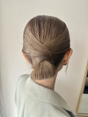 タイトアレンジ/お呼ばれヘアセット