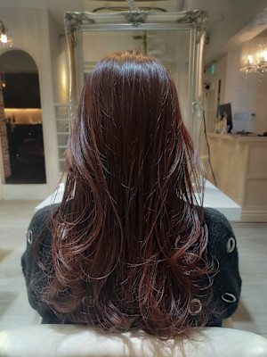 大人ローズカラーロングヘアー