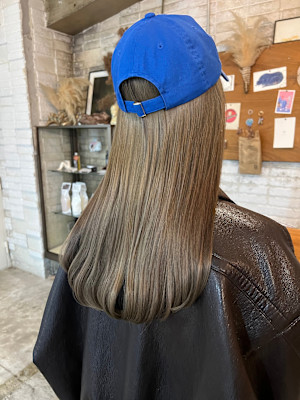 グレージュカラー　nao