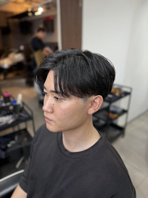 綺麗めセンターパート/毛流れ/大宮