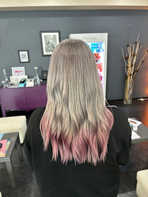 エンドカラー　ハイトーンカラー　ブリーチ　グラデーション