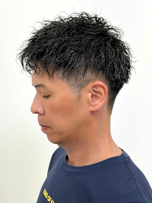 ショートでも似合う、波巻きパーマ