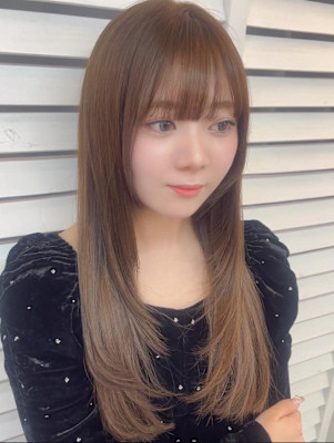 ハッシュカット/顔周りカット/ダークブラウン/シャギーカット