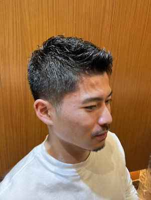 日本橋室町　ショートヘア　ビジネスヘア
