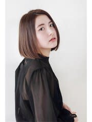 艶めくスリークボブ　【DONNA】