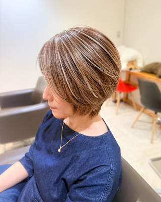 白髪ぼかし細めハイライト30代40代50代セミディ