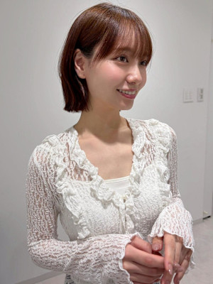 大人可愛い 外ハネボブ×シースルーバング