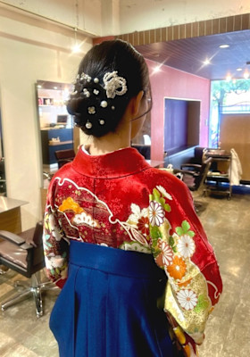 卒業式　袴　和装編み込みシニオンスタイル
