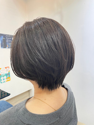 まとまりショートボブ