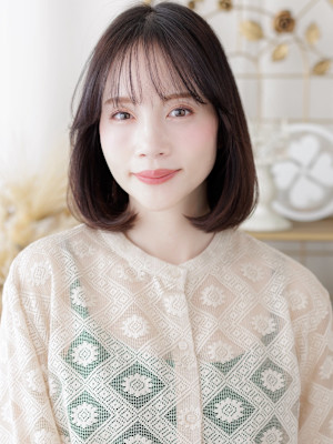 シースルー前髪ダークアッシュ内巻き丸みボブグレージュブラウン