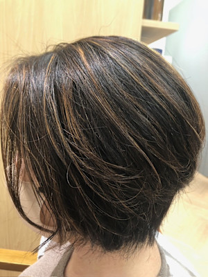 ショートヘア