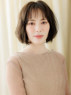 ダークアッシュブラウン大人美人立体感くせ毛風ボブ30代40代