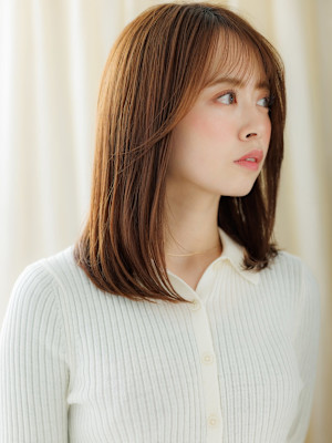 美髪ミルクグレージュブリーチなし艶感ストレート30代40代