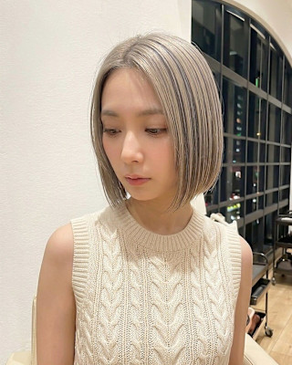 垢抜けハイトーンベージュ×大人ボブ韓国