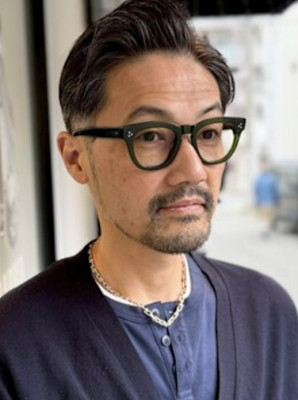 メンズショート/ビジネススタイル/40代男性