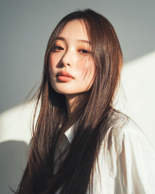 大人韓国ロング×センターパートナチュラルストレート