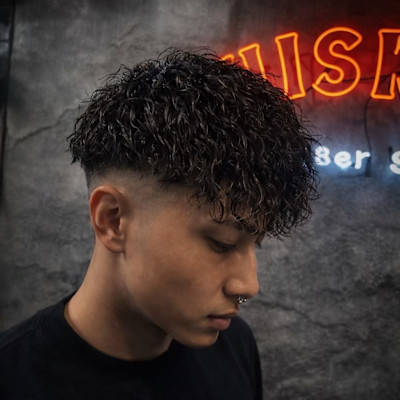 WHISKERS BARBER SHOP×スタイル
