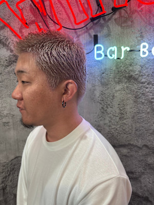 WHISKERS BARBER SHOP×スタイル
