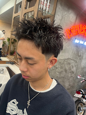 WHISKERS BARBER SHOP×スタイル
