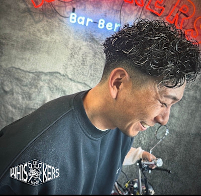 WHISKERS BARBER SHOP×スタイル
