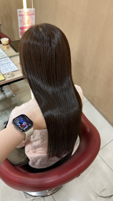 【伊勢原】イルミナカラー+髪質改善で叶える透明感オリーブ