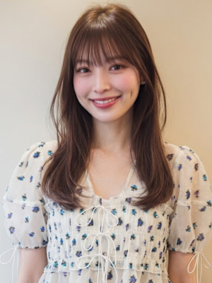 顔周りレイヤー 透明感カラー 20代 韓国ヘア 髪質改善 
