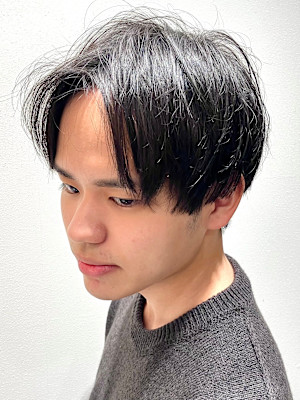 センターパートスタイル